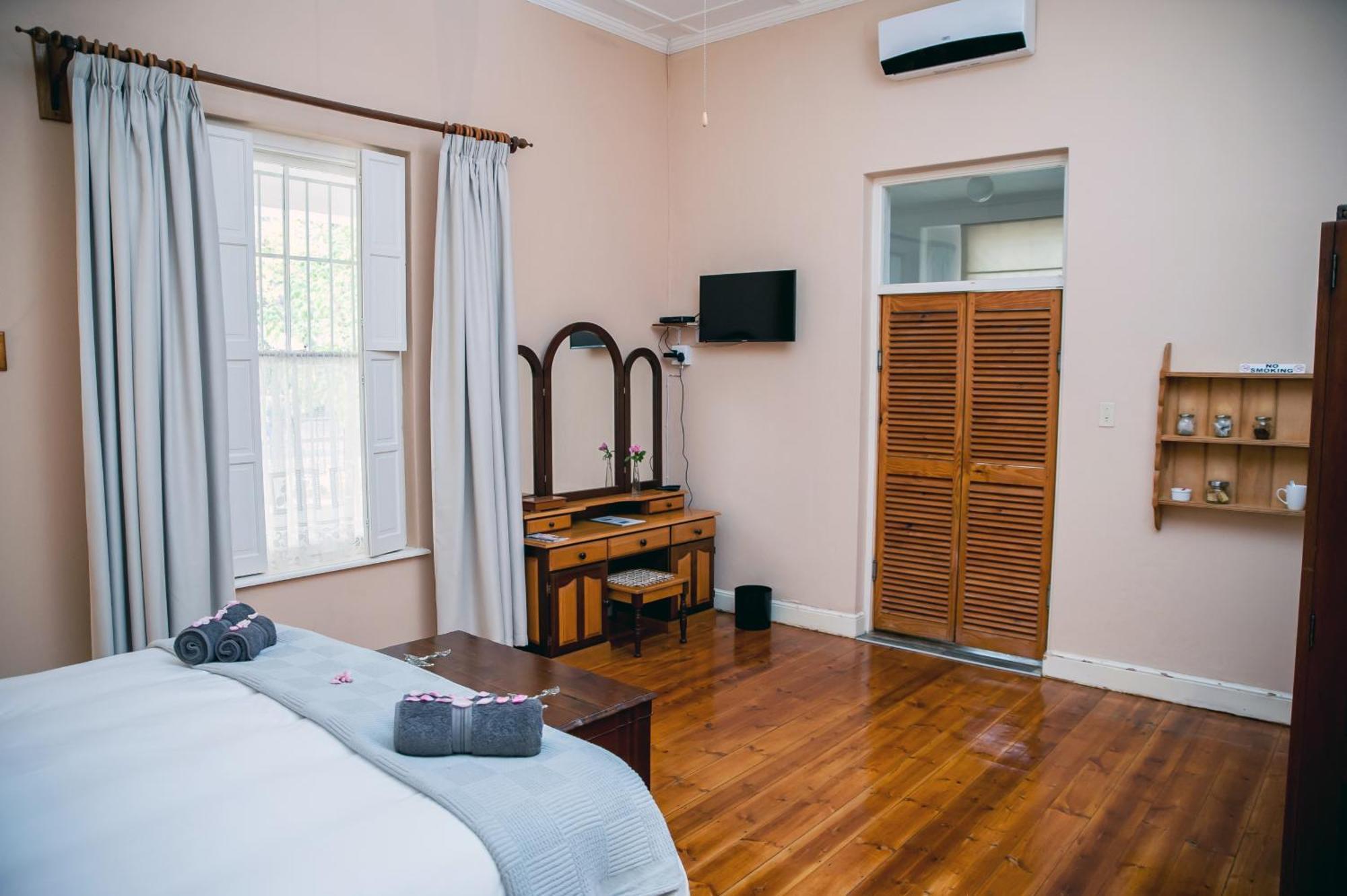 Petal'S Place Robertson Bilik gambar